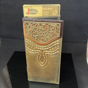 Justin Boots Embossed Leather Rodeo Wallet